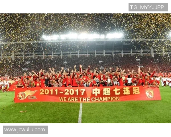 足球明星如何通过刻苦训练与坚持不懈实现职业生涯的辉煌成就